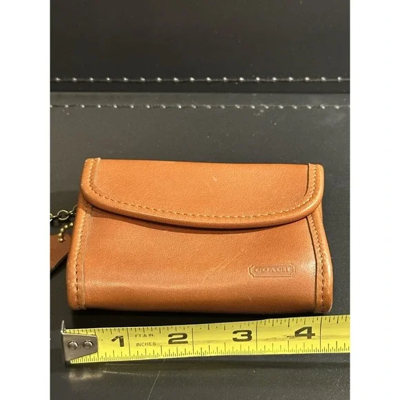 Vintage Coach Brown Leather Keychain Wallet - Picture 5 of 9